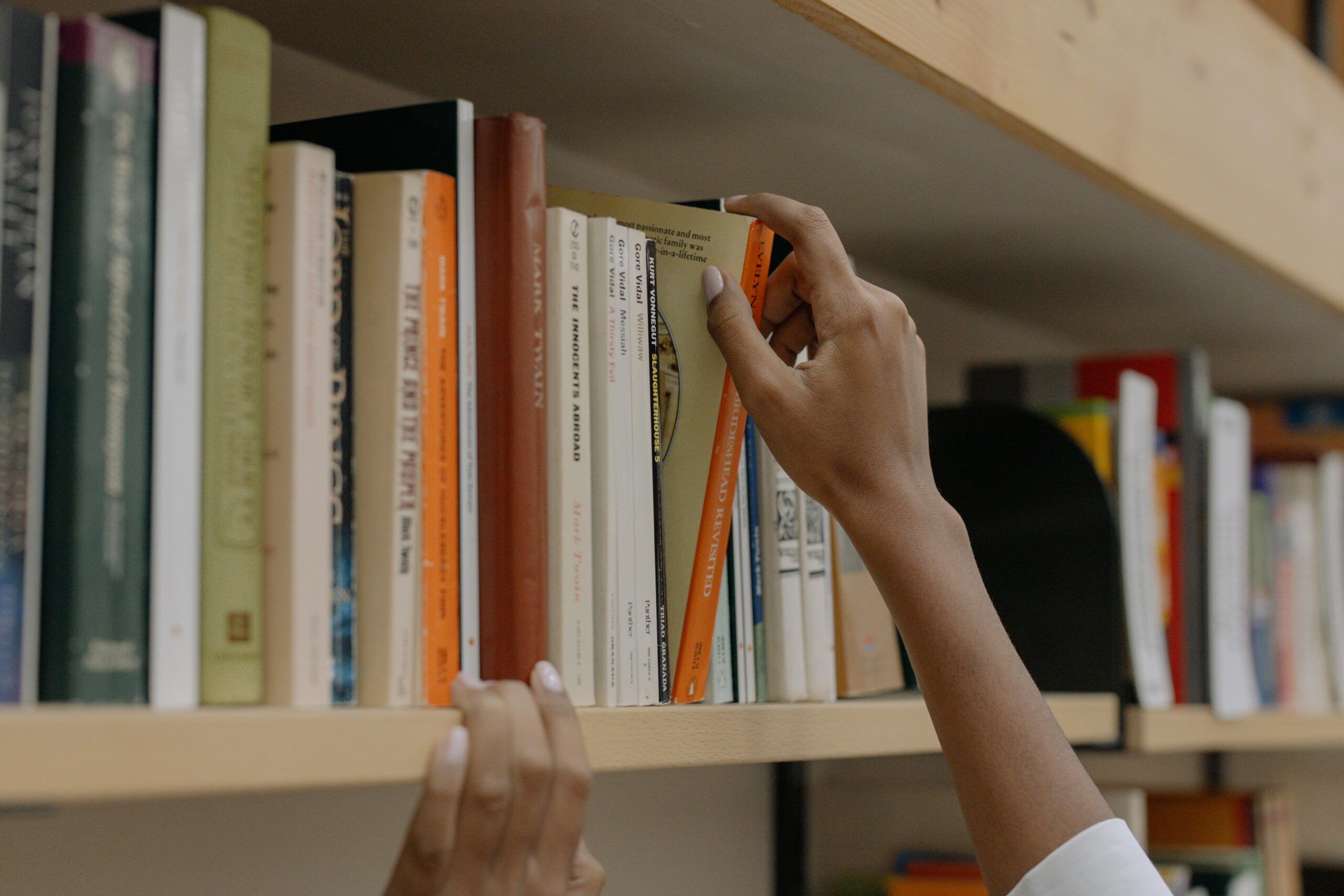 How to Build a Daily Reading Habit